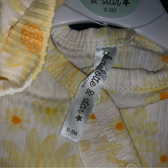 NEW! 2-Piece Set, Baby 0-3 Months, L/S Onesie & Matching Headband, Gorgeous NWT! - Picture 3 of 13